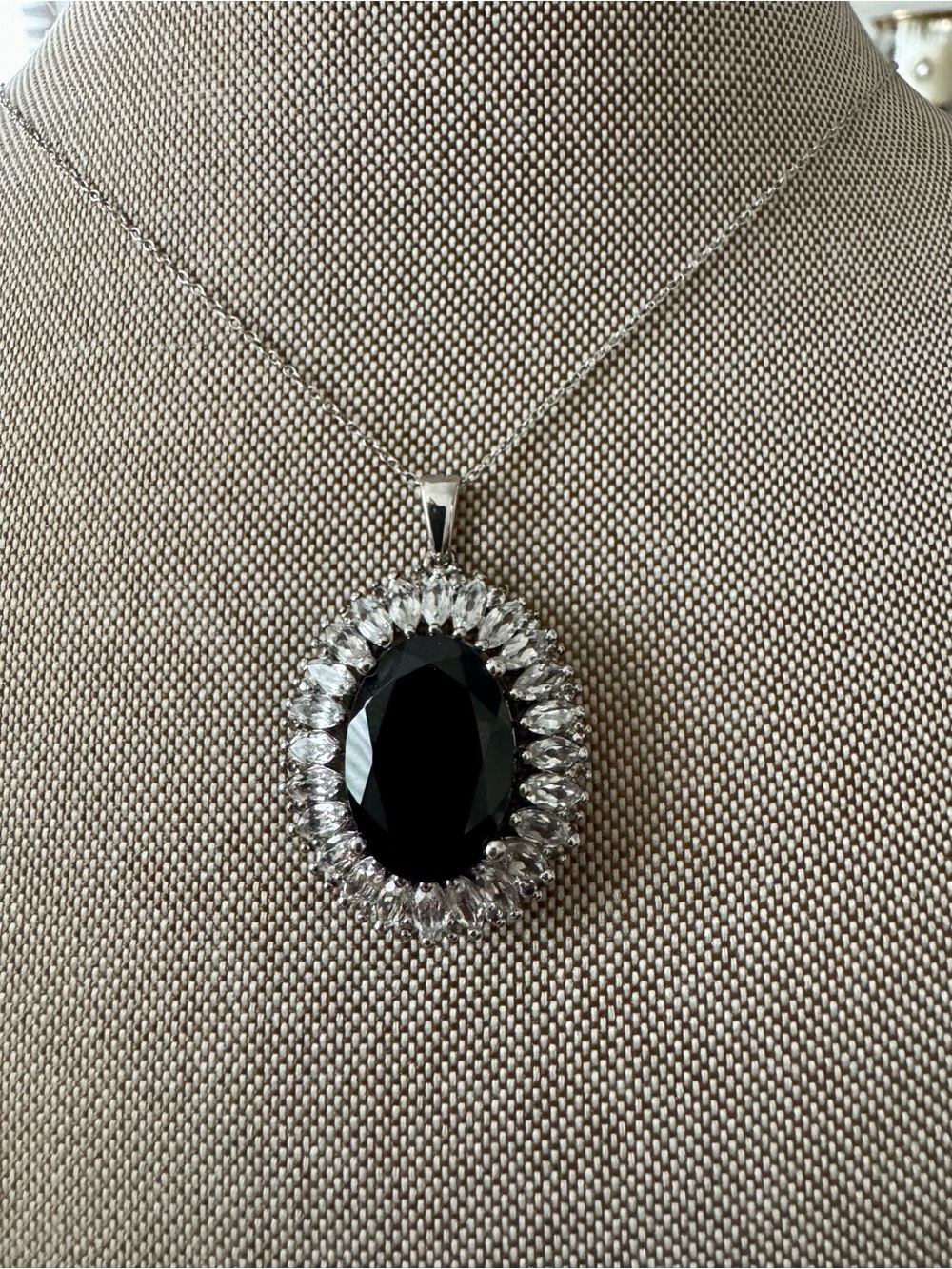 Elegant Silver India Onyx Oval Pendant Necklace with Clear Crystal Halo
